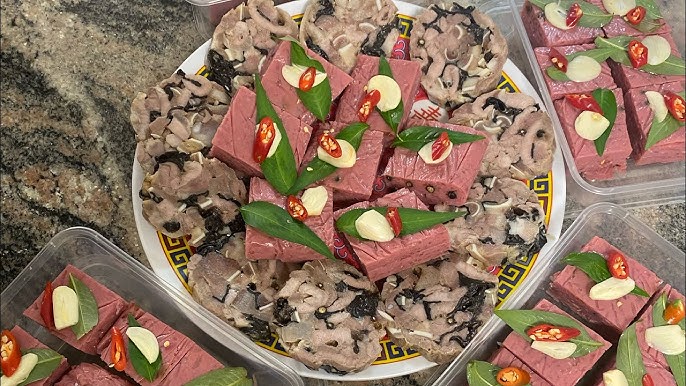 Giò Sampler  (Vietnamese Head Cheese + Nem Chua)